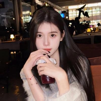 春花娇美可人儿
